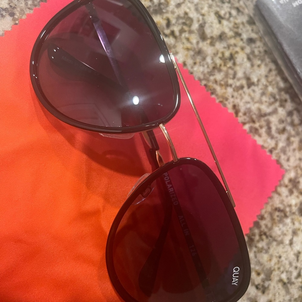 Quay All In Sunglasses NEW NEVER WORN